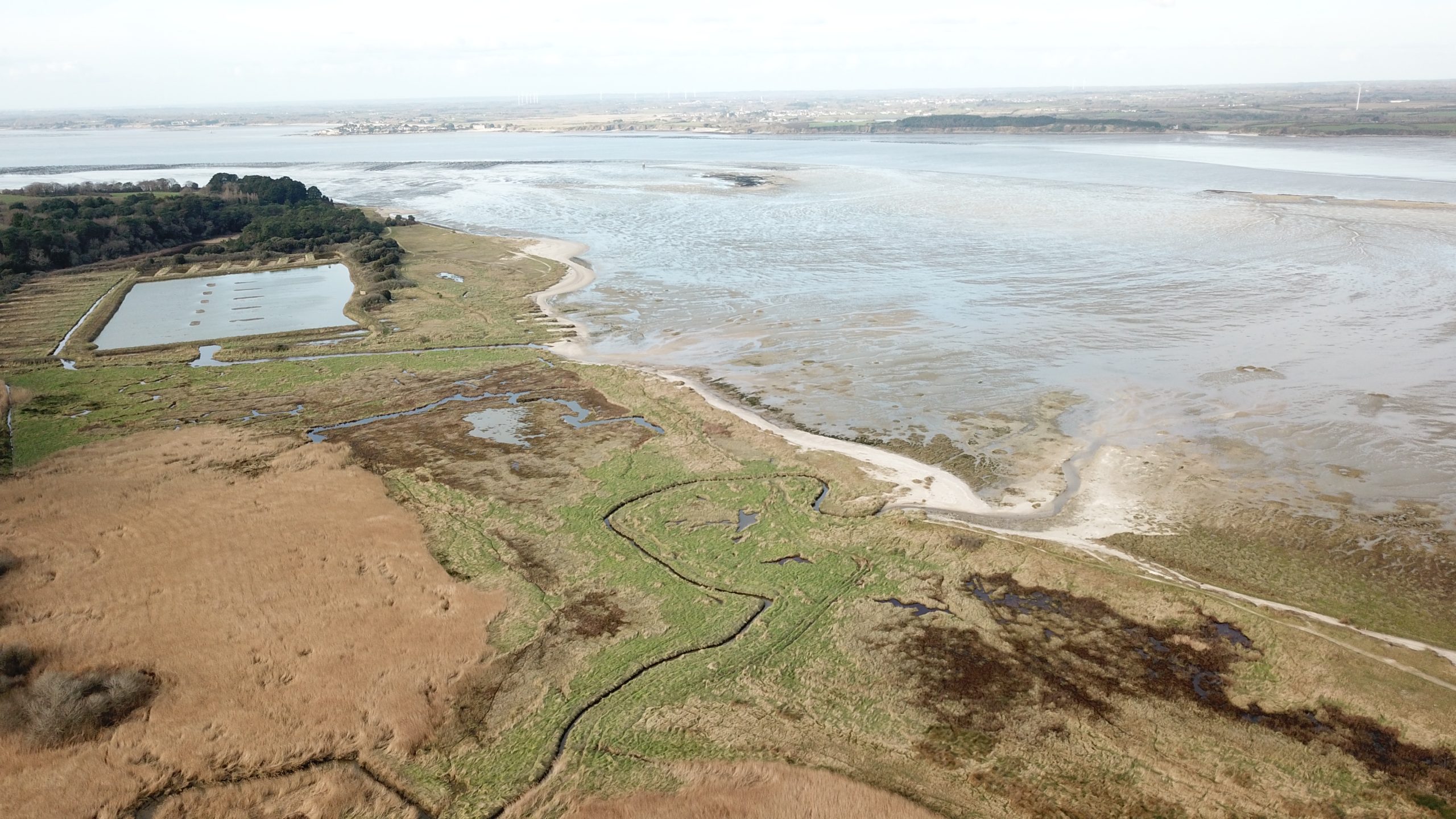 Vue par drone de l'estuaire de la Vilaine depuis Pénestin