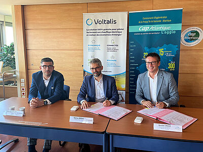 Signature de la convention de partenariat avec Voltalis - Agrandir l'image (fenêtre modale)