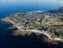 Vue aérienne de Piriac-sur-Mer et de la Pointe du Castelli - Agrandir l'image (fenêtre modale)